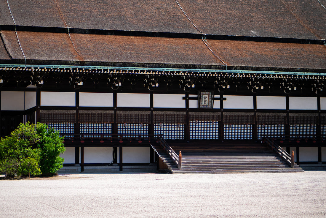 Mount Fuji and a pagoda in Japan